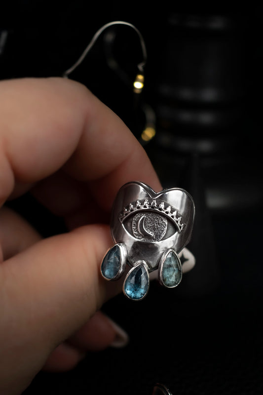 EKRJ1030 Mystic Heart of Tears Ring