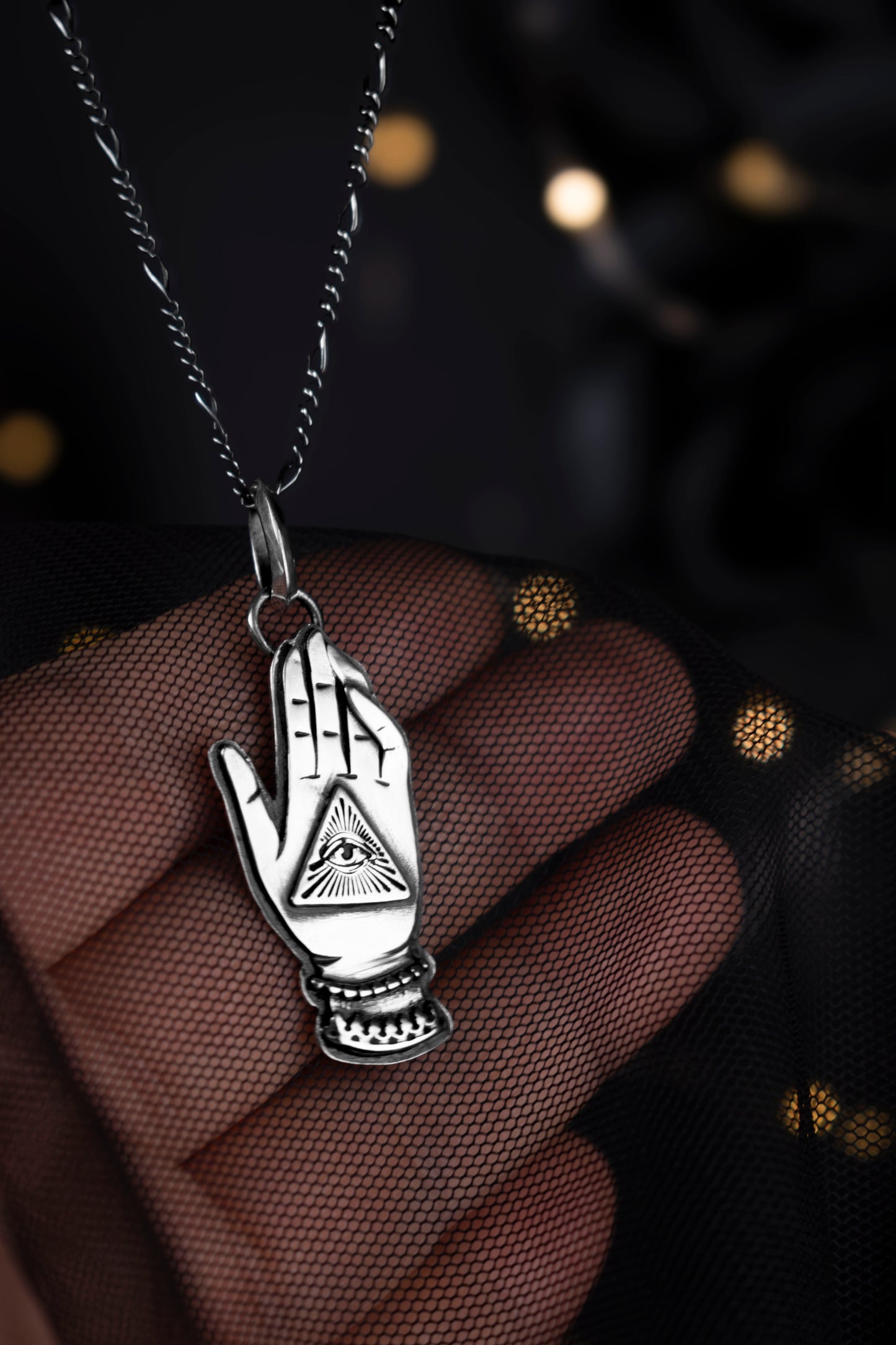 EKRJ1072 All-Seeing Hand Silver Necklace