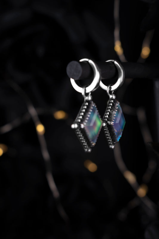 EKRJ1170 Handmade Aurora Opal Diamond-Shaped Silver Earrings