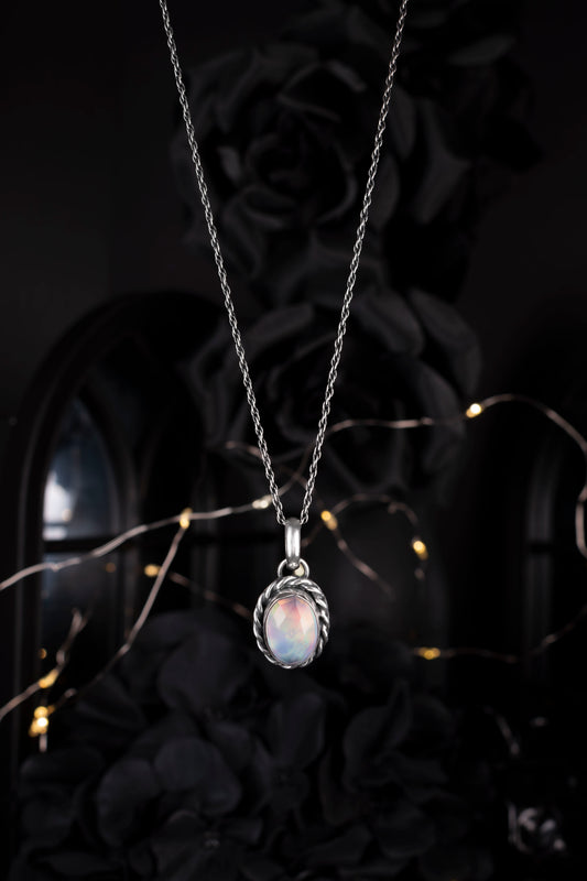 EKRJ1175 Handmade Aurora Opal Pendant Necklace in Sterling Silver