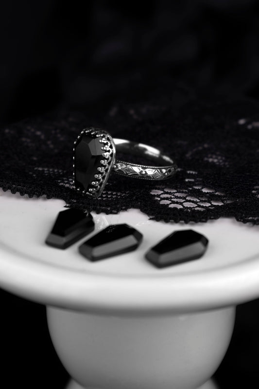 EKRJ1230 Handmade Victorian Gothic Coffin Black Onyx Ring in Sterling Silver