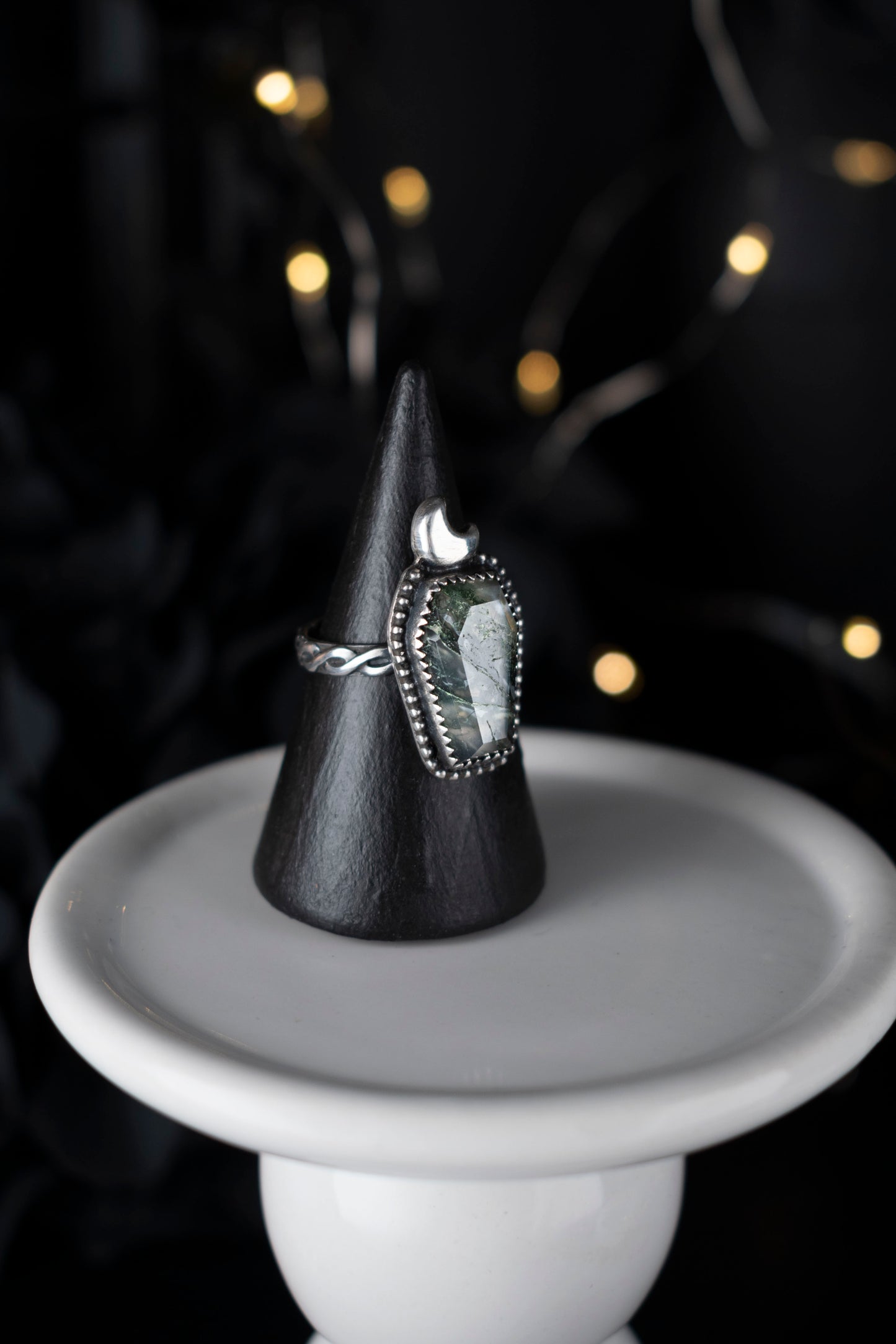 EKRJ1101 Handmade Moss Agate Coffin Ring with Crescent Moon