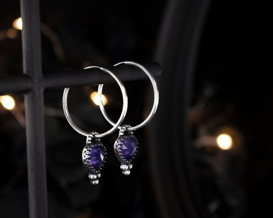 EKRJ759_Rose Cut Heart Shape Natural Amethyst One-of-a-kind Silver Earrings