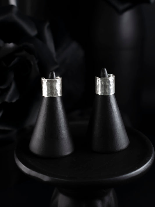 EKRJ832 Wide Hammered 10mm Sterling Silver Ear Cuff / No piercing needed