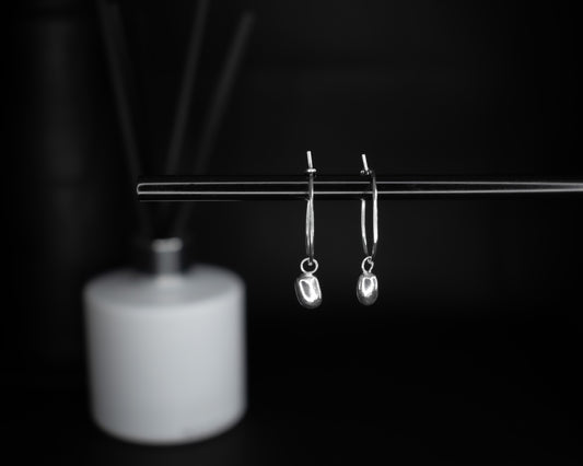 EKRJ642 Silver Charm Dangle Hoop Earrings