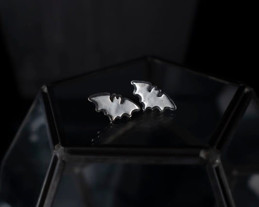 EKRJ707 Minimalist Simple Bat Sterling Silver Earrings
