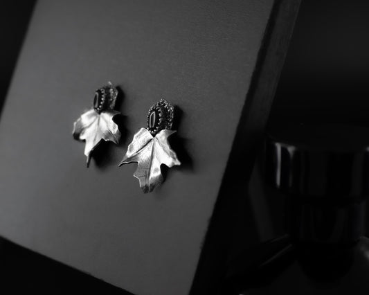 EKRJ435 Maple Leaves Black Onyx One-Of-A-Kind Silver Earrings