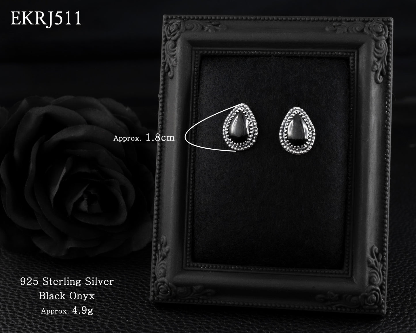 EKRJ511_Minimalist Teardrop Black Onyx Silver Earrings