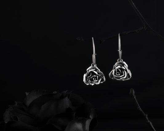 EKRJ515_Blooming Rose Silver Earrings