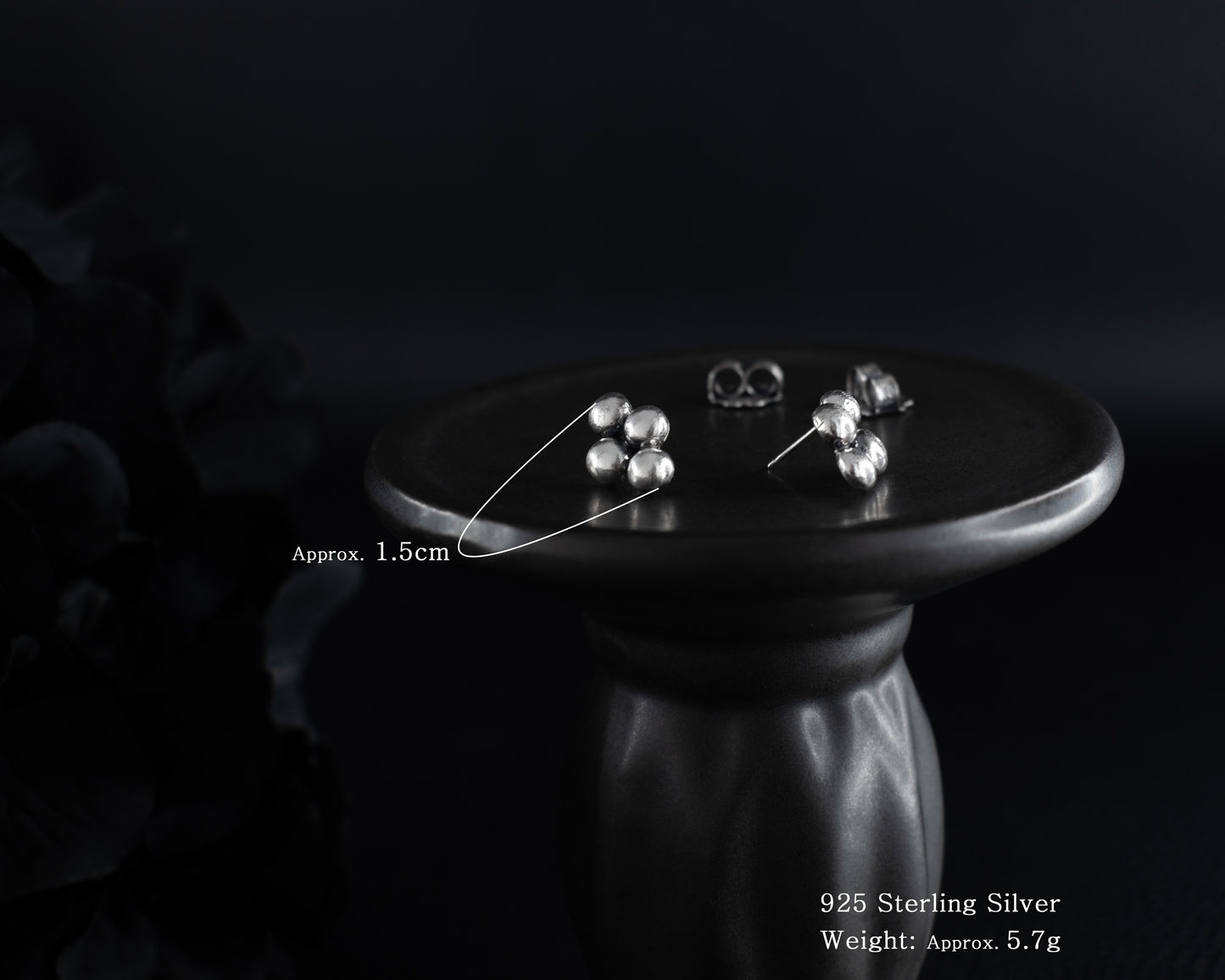 EKRJ574_Beads and Beads Silver Unique Earrings