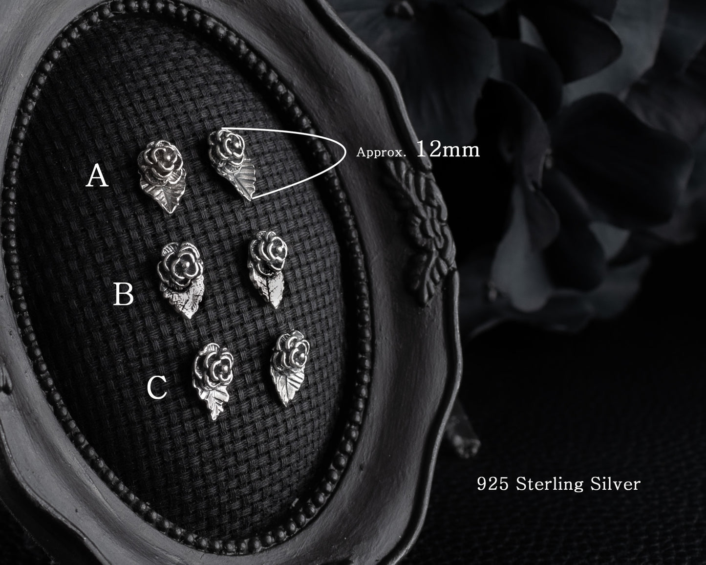 EKRJ581_ Tiny Rose Silver Earrings