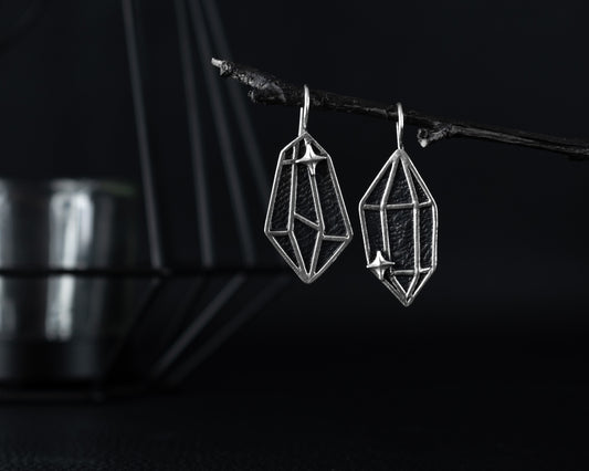 EKRJ604 Jewel Shaped Silver Earrings