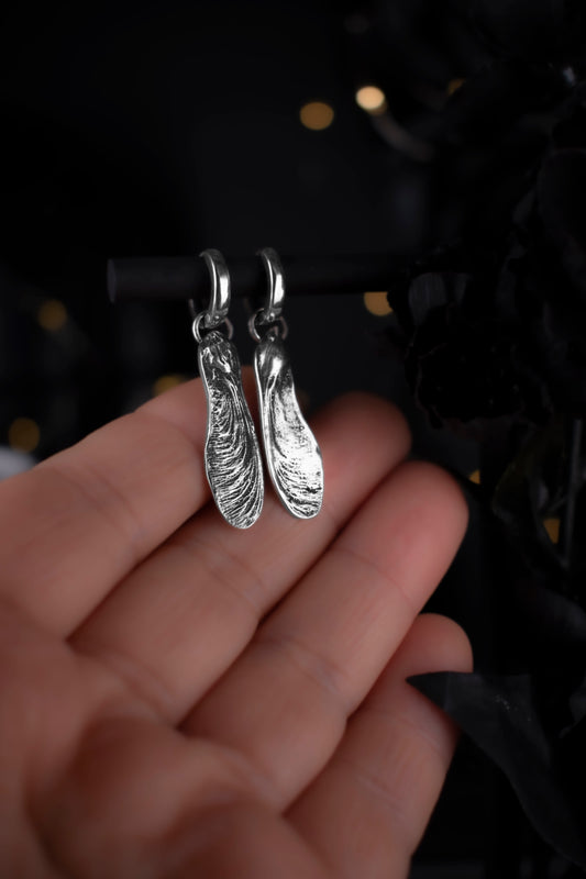 EKRJ1005 Handmade Sterling Silver Maple Key Earrings