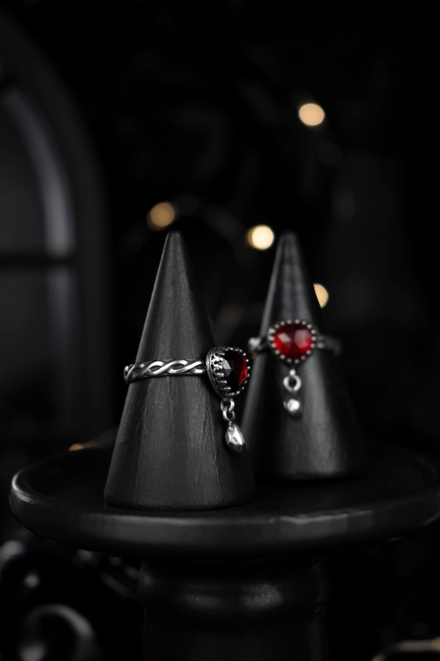EKRJ1019 Sterling Silver Ring with Heart Shaped Natural Garnet and Dangling Drop Detail