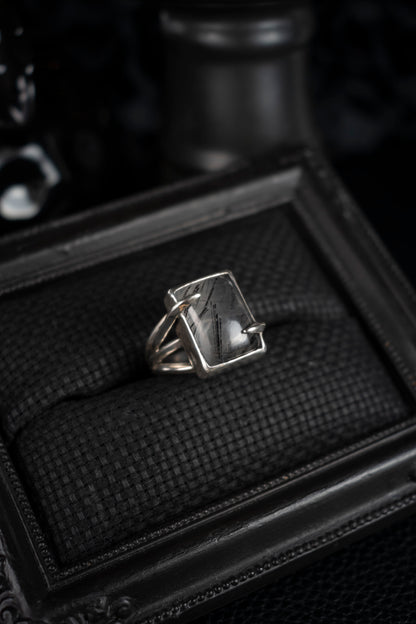 EKRJ1040 Black Rutile Quartz Handmade Silver Ring – Modern Rectangular Statement