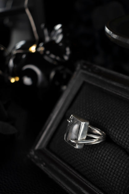 EKRJ1040 Black Rutile Quartz Handmade Silver Ring – Modern Rectangular Statement