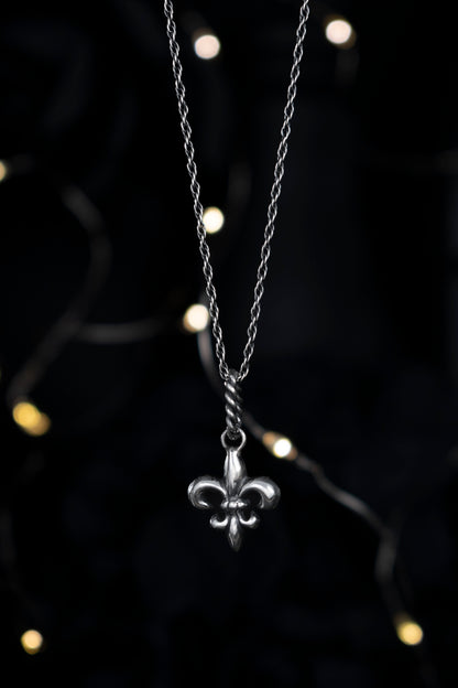 EKRJ1046 Fleur-de-lis Handcraft Silver Necklace