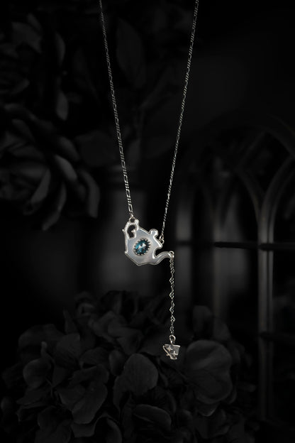 EKRJ1050 One-Of-A-Kind Pouring Tea Silver Necklace with Natural Teal Moss Kyanite