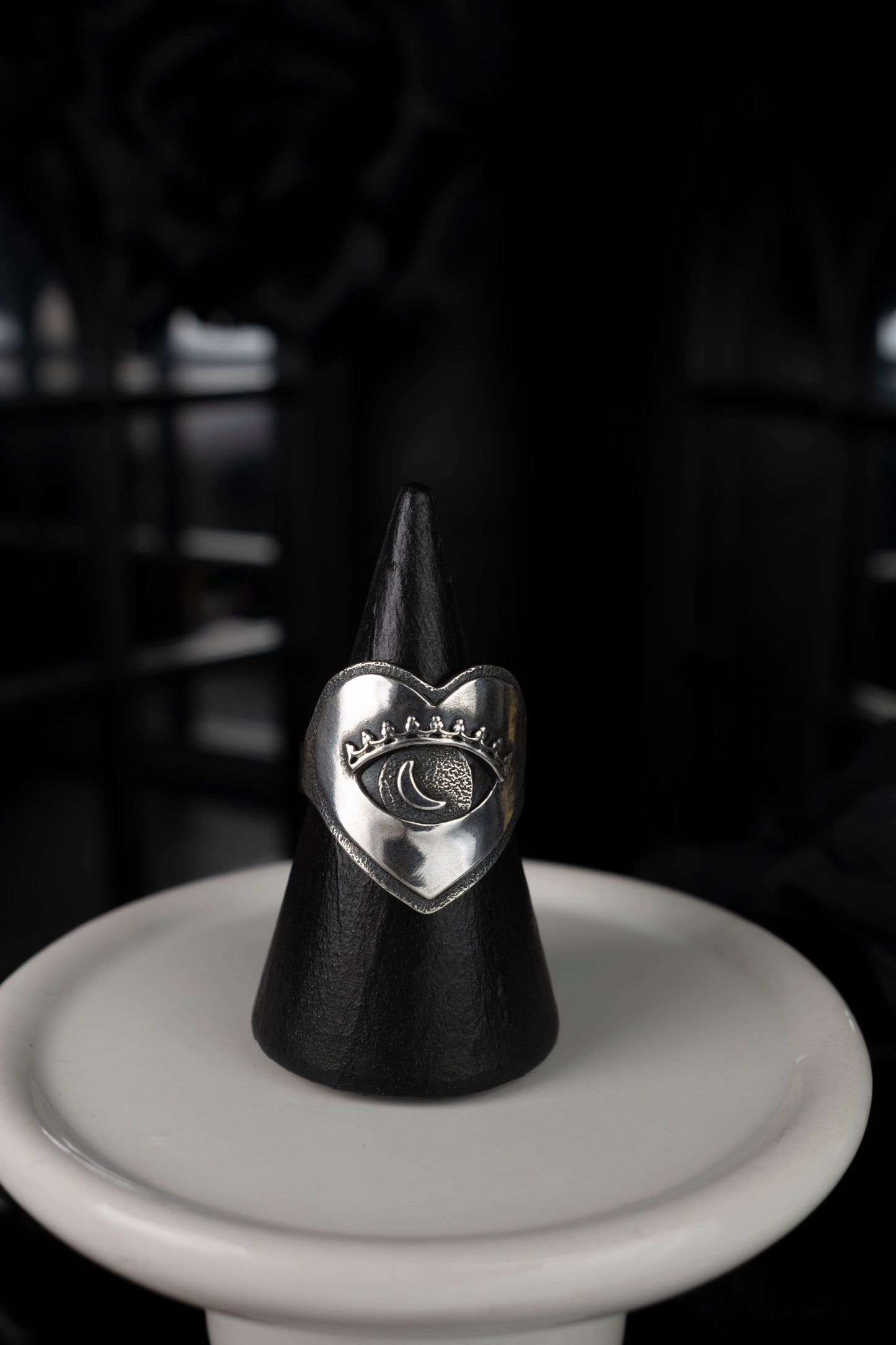 EKRJ1060 Eye of Providence Ring | Unique Heart Jewelry | Gothic Witchy Ring