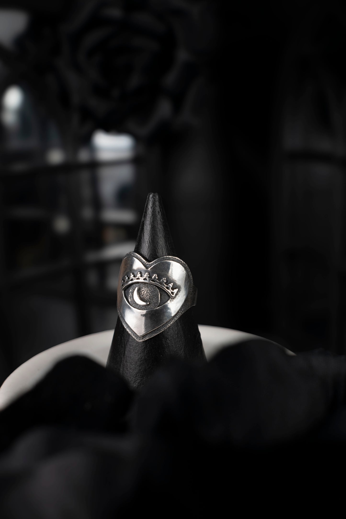 EKRJ1060 Eye of Providence Ring | Unique Heart Jewelry | Gothic Witchy Ring