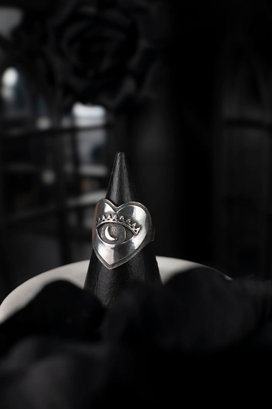 EKRJ1060 Eye of Providence Ring | Unique Heart Jewelry | Gothic Witchy Ring