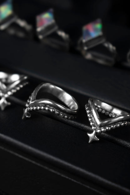 EKRJ1065 Celestial Star V Sterling Silver Ring