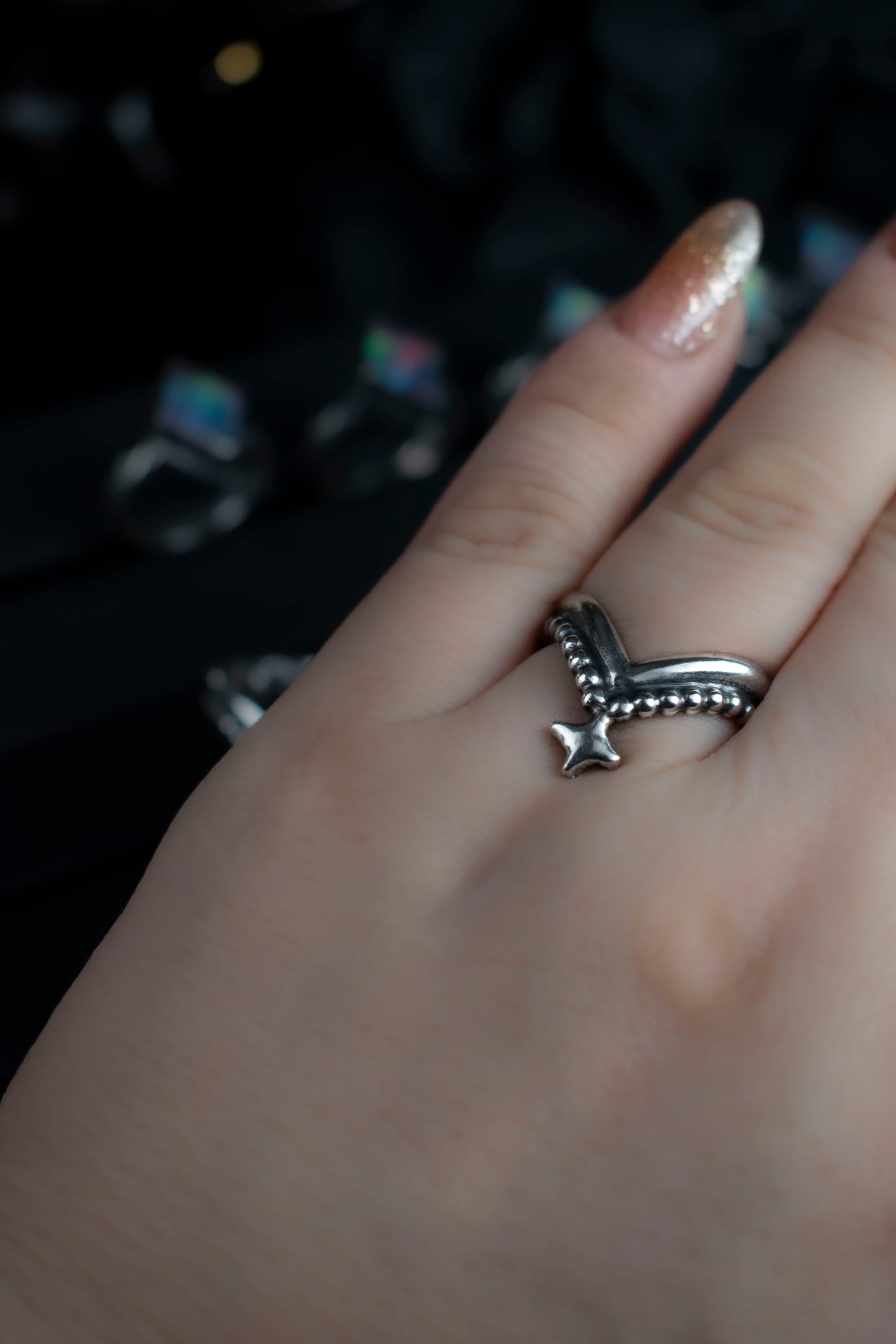 EKRJ1065 Celestial Star V Sterling Silver Ring