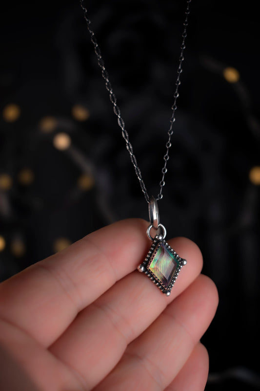 EKRJ1085 Handmade Mystic Aurora Opal Necklace