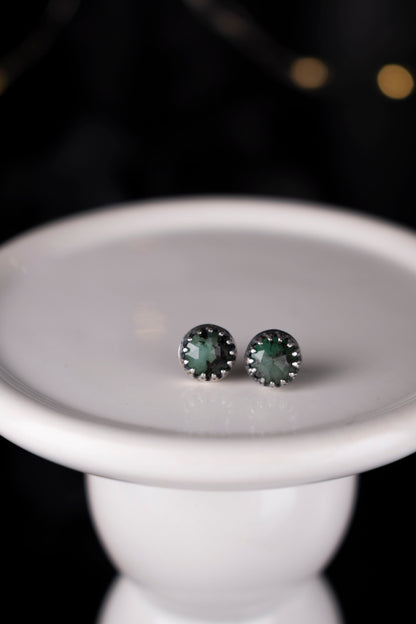 EKRJ1118 Handmade Natural Emerald Stud Earrings in Sterling Silver