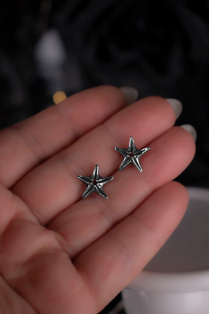 EKRJ1133 Handmade Sterling Silver Starfish Stud Earrings with Red Garnet Cubic Zirconia