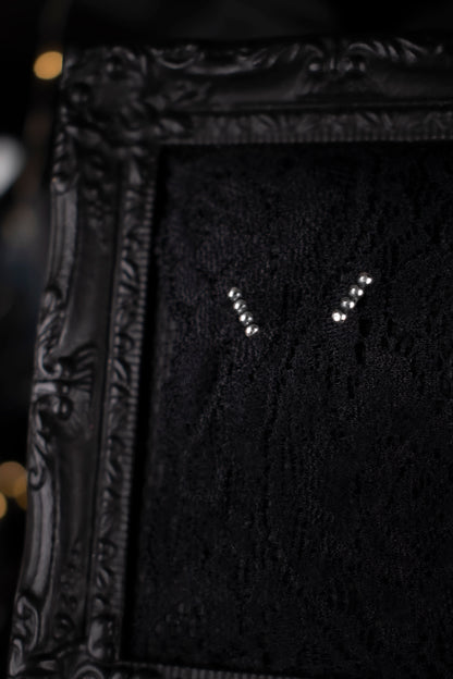 EKRJ1143 Tiny Silver Dotted Bar Studs Earrings