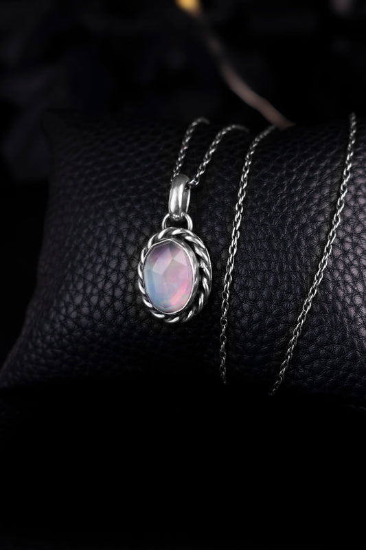 EKRJ1175 Handmade Aurora Opal Pendant Necklace in Sterling Silver