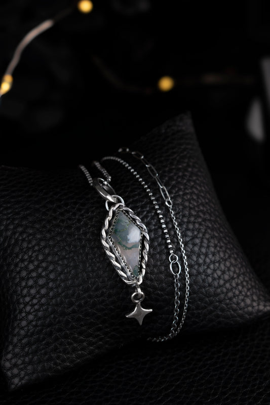 EKRJ1177 Moss Agate Silver Pendant Necklace Handmade Witchy Jewellery
