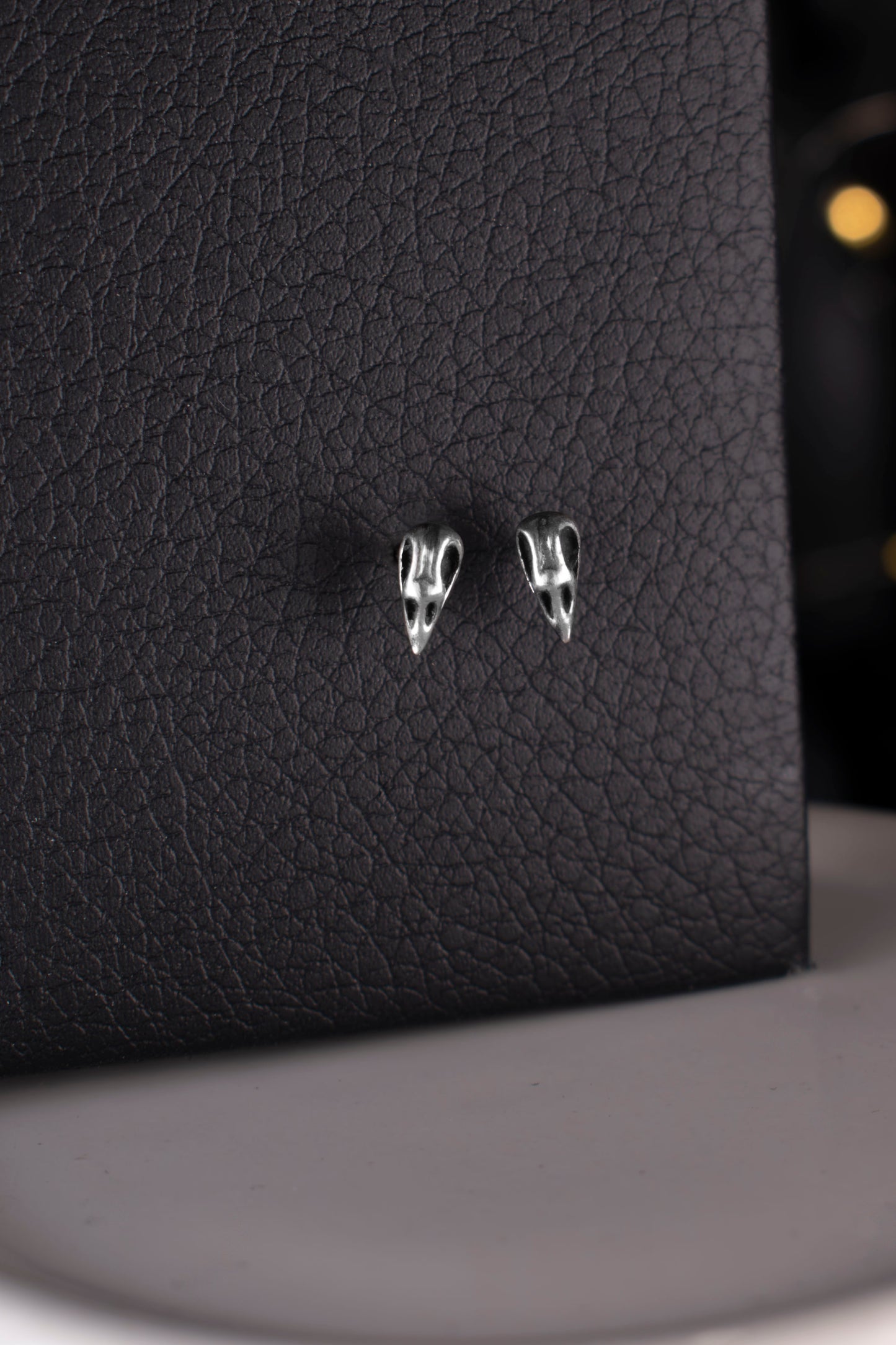 EKRJ1184_Handmade Tiny Crow Skull Sterling Silver Stud Earrings