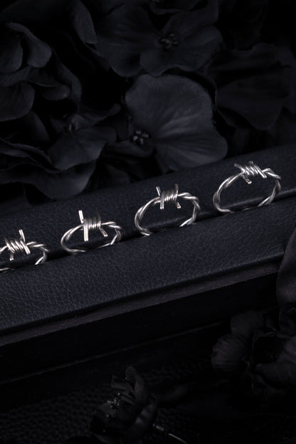 EKRJ1199 Handmade Sterling Silver Barbed Wire Ring