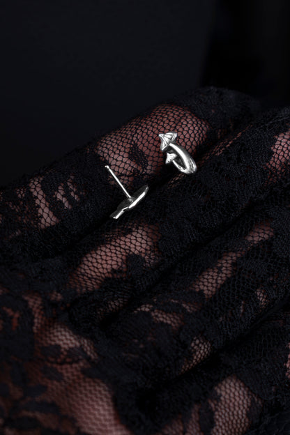 EKRJ1209_Asymmetrical Silver Mushroom Stud Earrings, 925 Sterling Silver Morel Fungi Studs | EKRJ