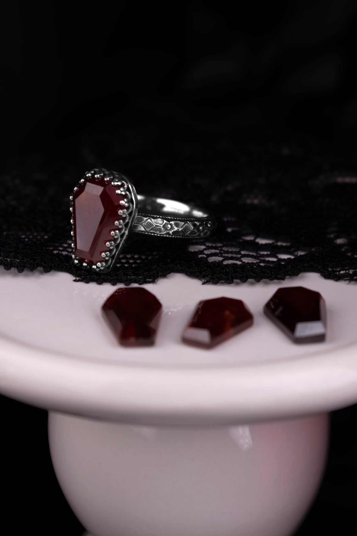 EKRJ1229 Handmade Sterling Silver Gothic Garnet Coffin Ring