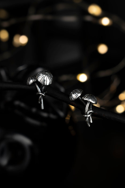 EKRJ854 Fairy Inkcap Mushroom Motif Handmade Silver Earrings