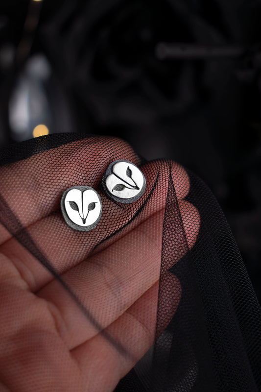 EKRJ706 Barn Owl Face Sterling Silver Earrings