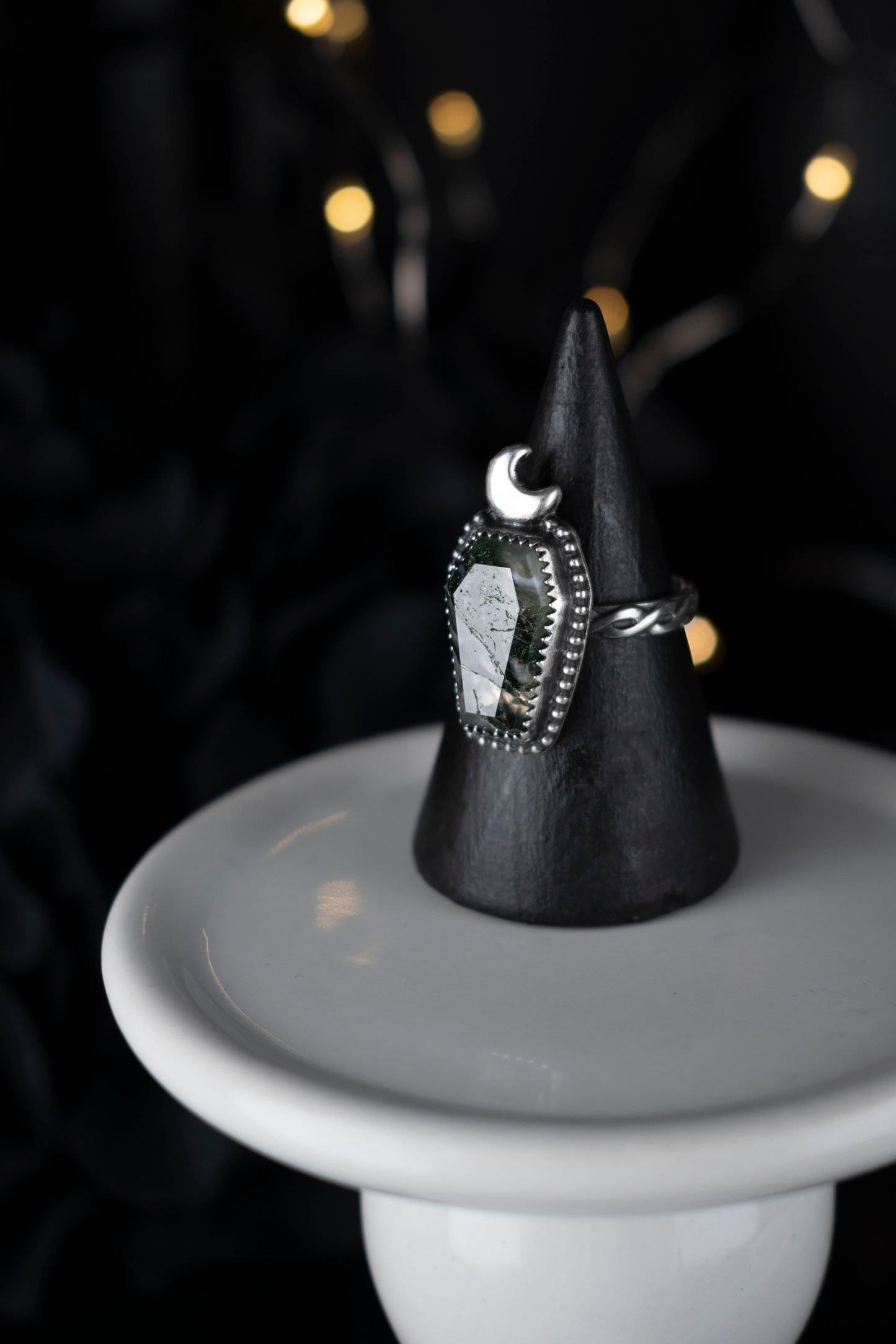 EKRJ1101 Handmade Moss Agate Coffin Ring with Crescent Moon