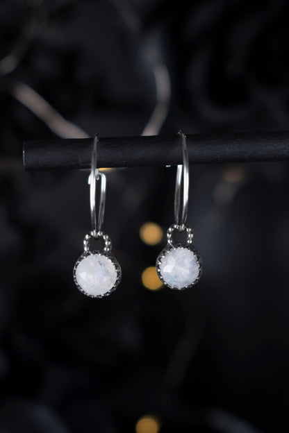 EKRJ948 Natural Moonstone Silver Hoop Earrings