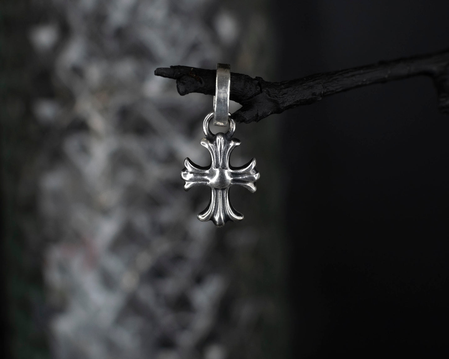 EKRJ774 Handmade Silver Cross Pendant