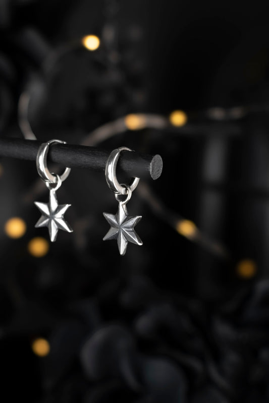 EKRJ1102 Silver 6-Point Star Huggie Earrings