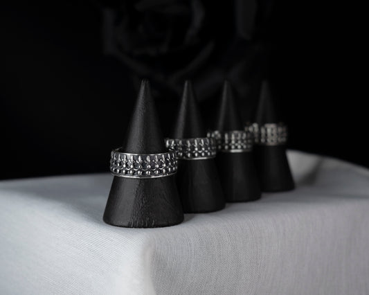 EKRJ816 Ball and Fleur Gallery Handmade Silver Rings