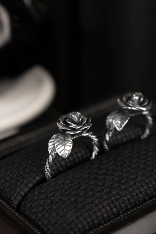 EKRJ917 Blooming Rose Silver Ring