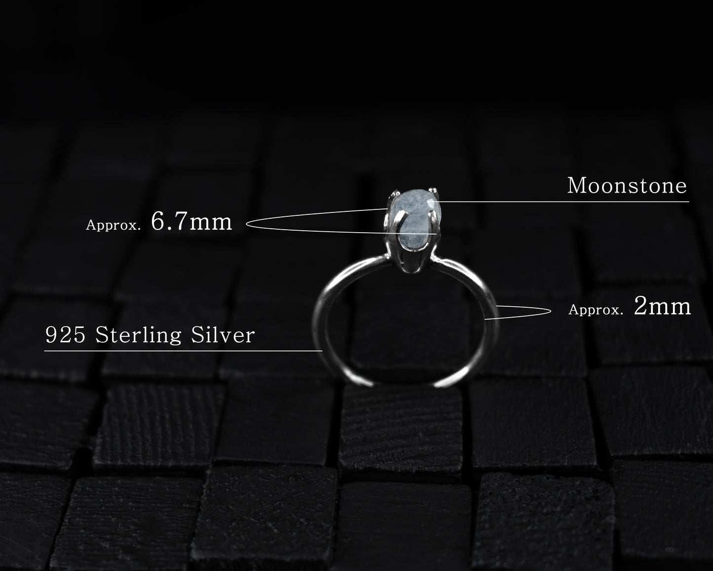 EKRJ634_ All Size_Moonstone Minimalist Handmade Silver Rings