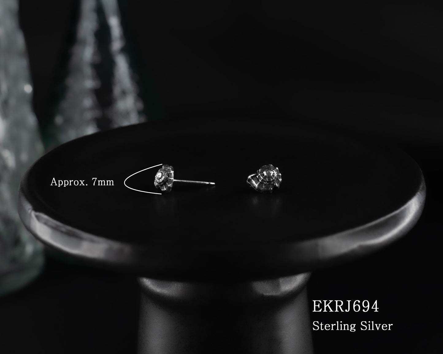 EKRJ694 Sterling Silver Conch Shell Earrings