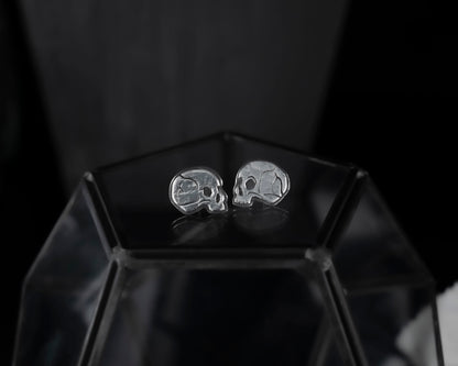 EKRJ709 Skull Minimalist Sterling Silver Earrings