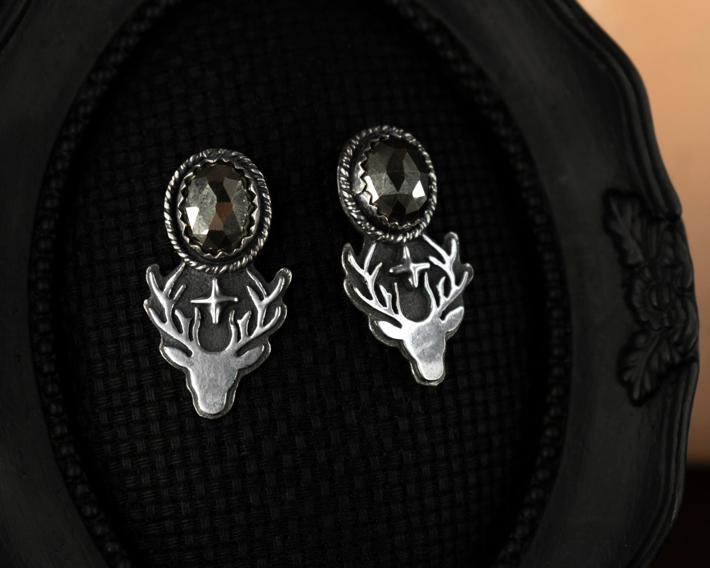 EKRJ737_Mystical Golden Pyrite Deer Silver Earrings