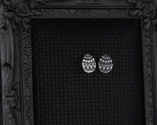 EKRJ786_Easter Egg Handmade Silver Earrings